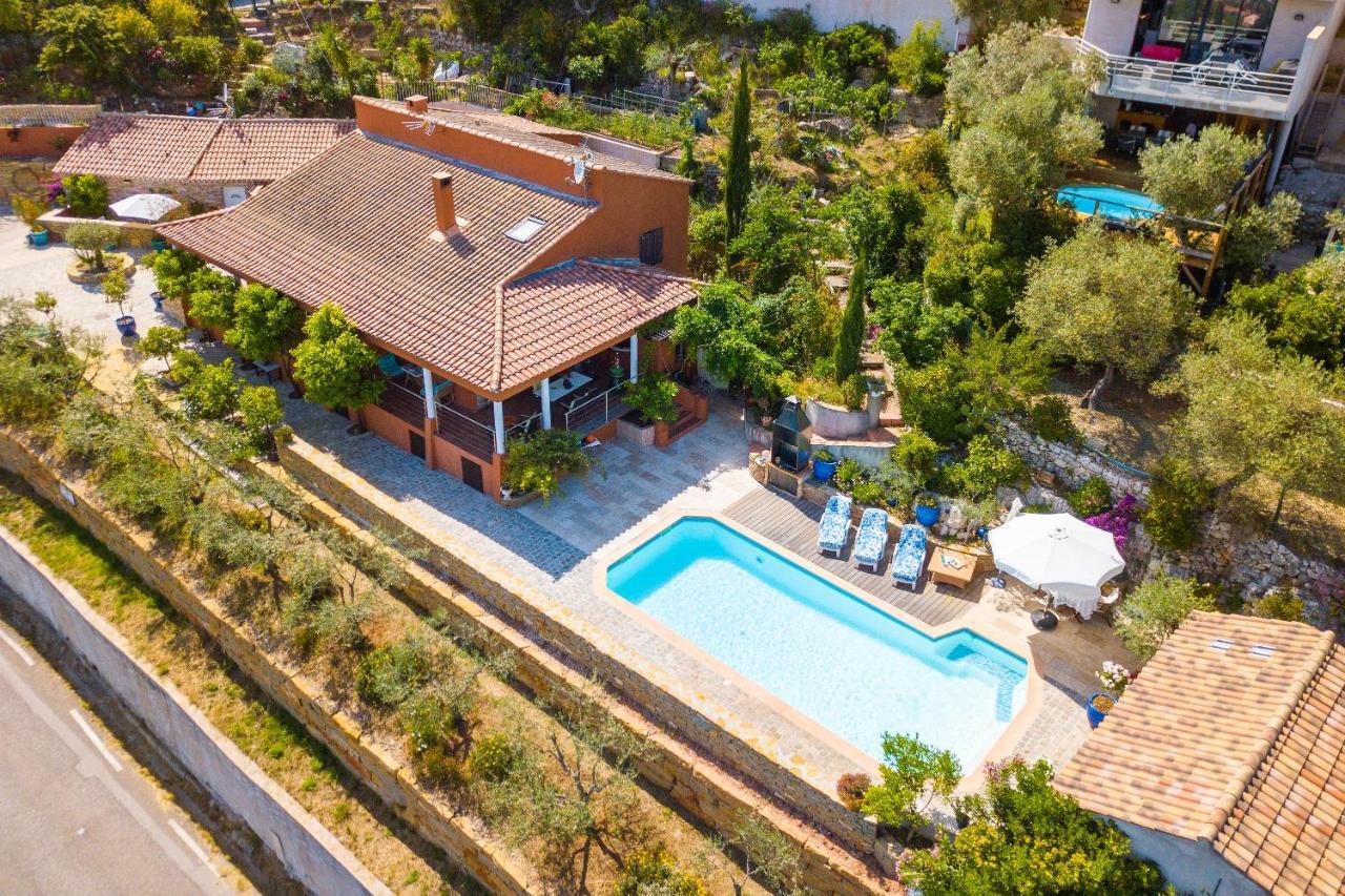 Studio de charme dans propriété au calme avec piscine Le mas de Louise et Sacha Solliès-Toucas Exterior foto