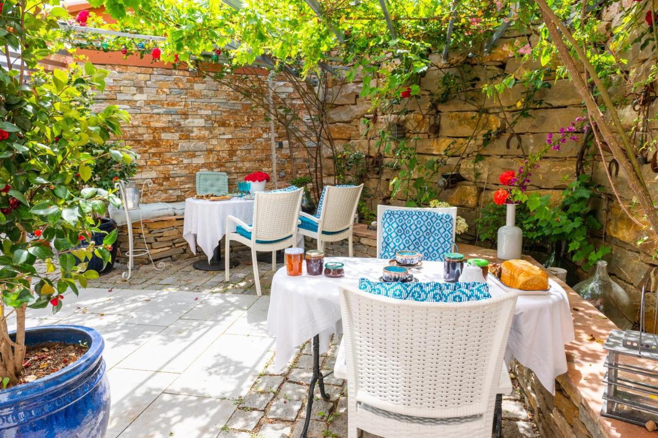 Studio de charme dans propriété au calme avec piscine Le mas de Louise et Sacha Solliès-Toucas Exterior foto
